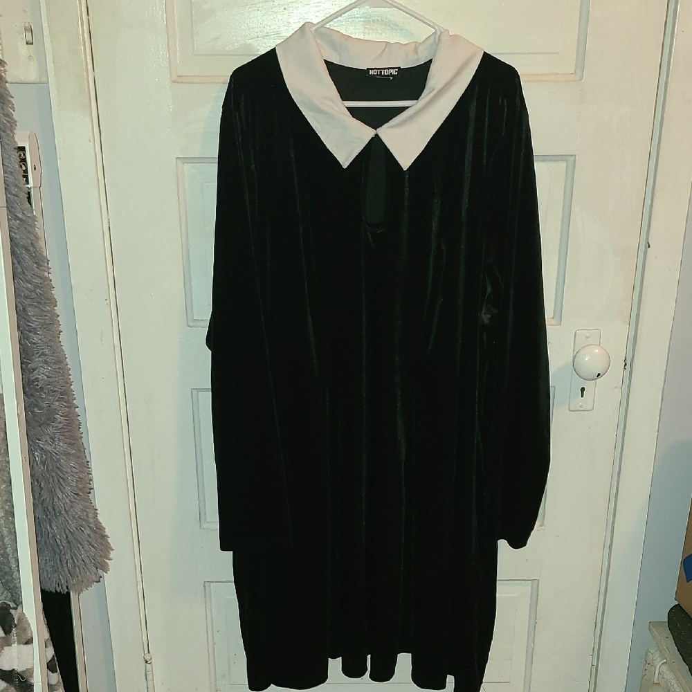 Hot Topic Black Dress with White Collar Halloween